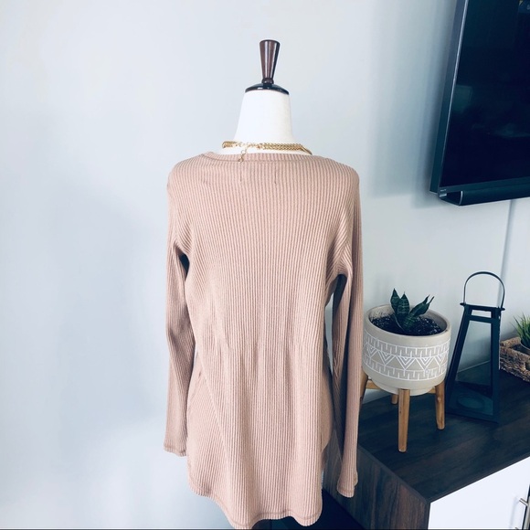 Abercrombie & Fitch Neutral Super Ribbed Soft Tunic - Picture 4 of 6